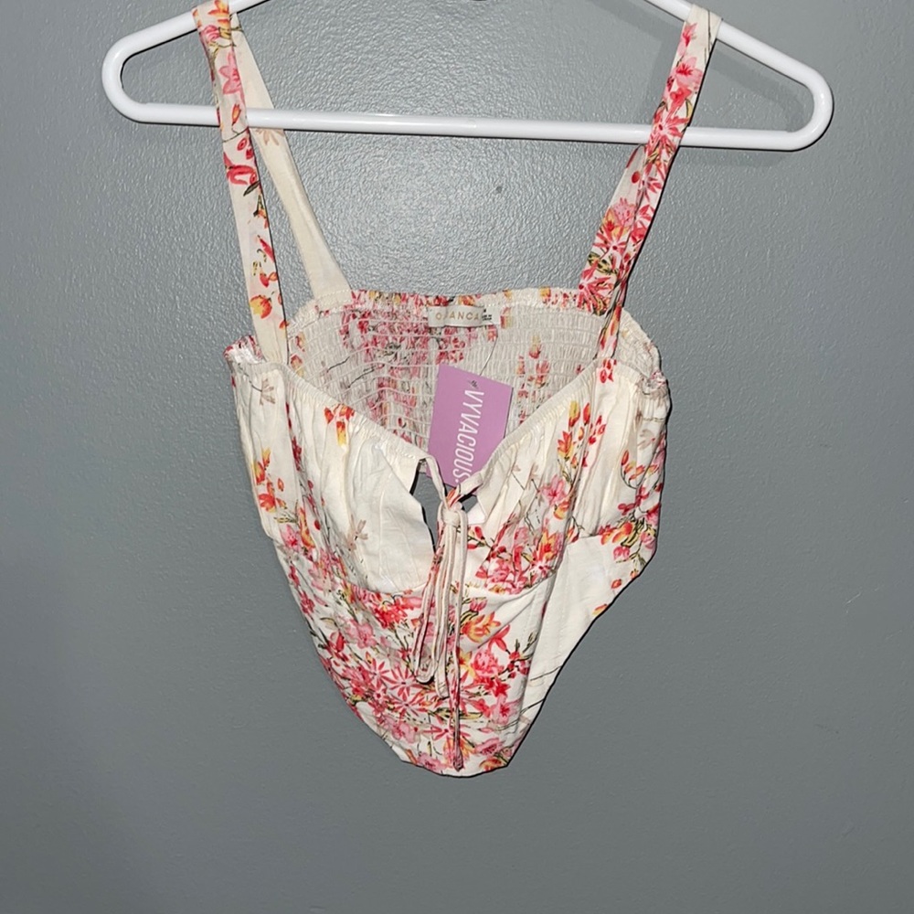Super Cropped Floral Top